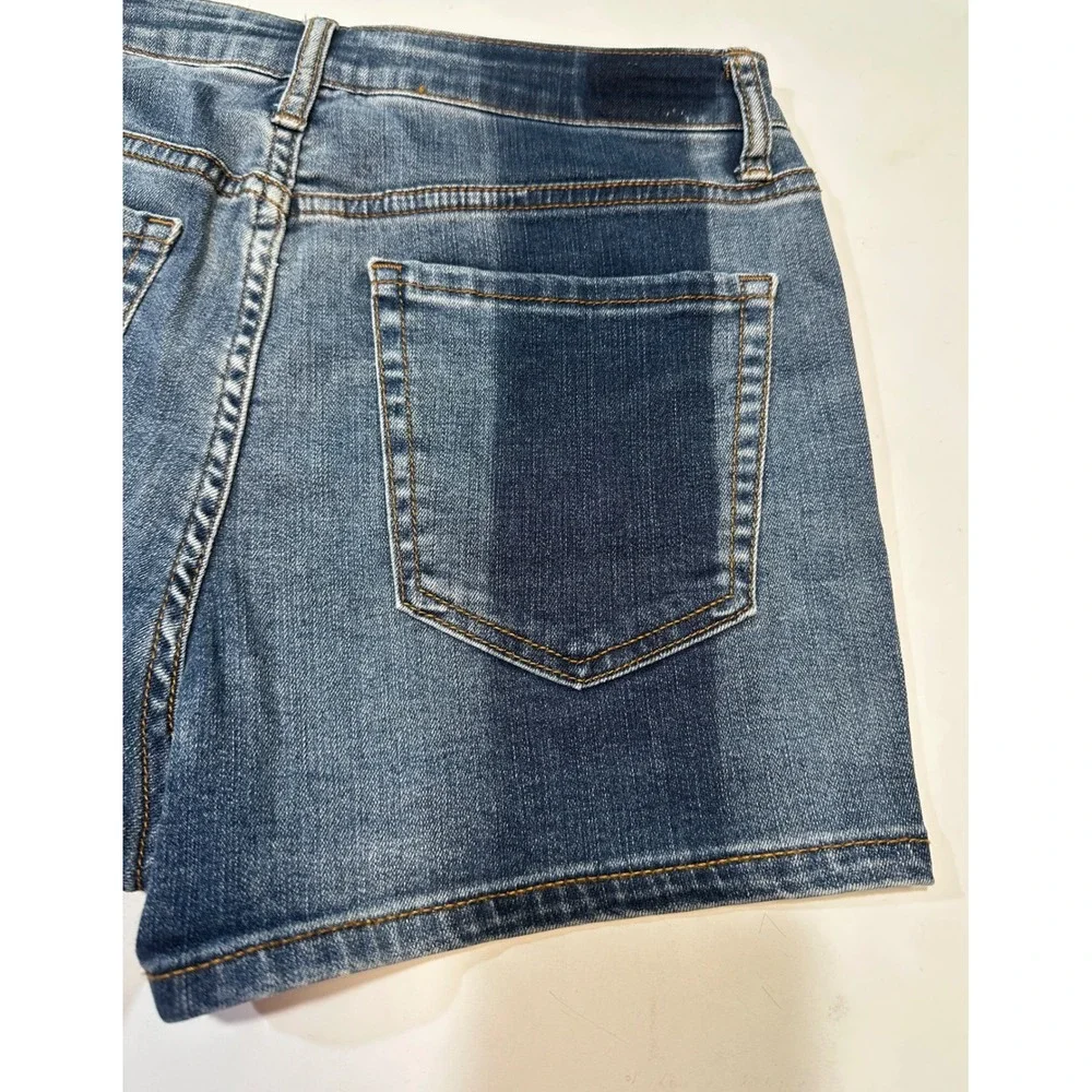 Aeropostale Patchwork Denim Shorts Women Sz 6 Blue High Waisted Midi Colorblock
